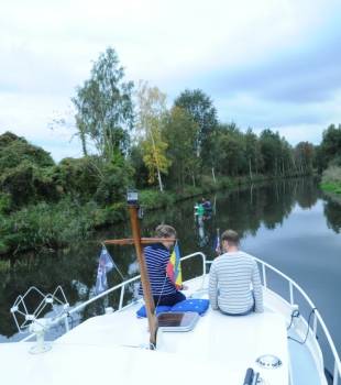 Hausbottauf dem Sörkanal