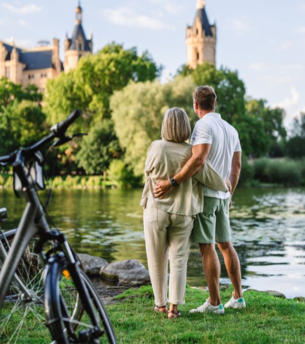 Radfahrer im Schlosspark Schwerin