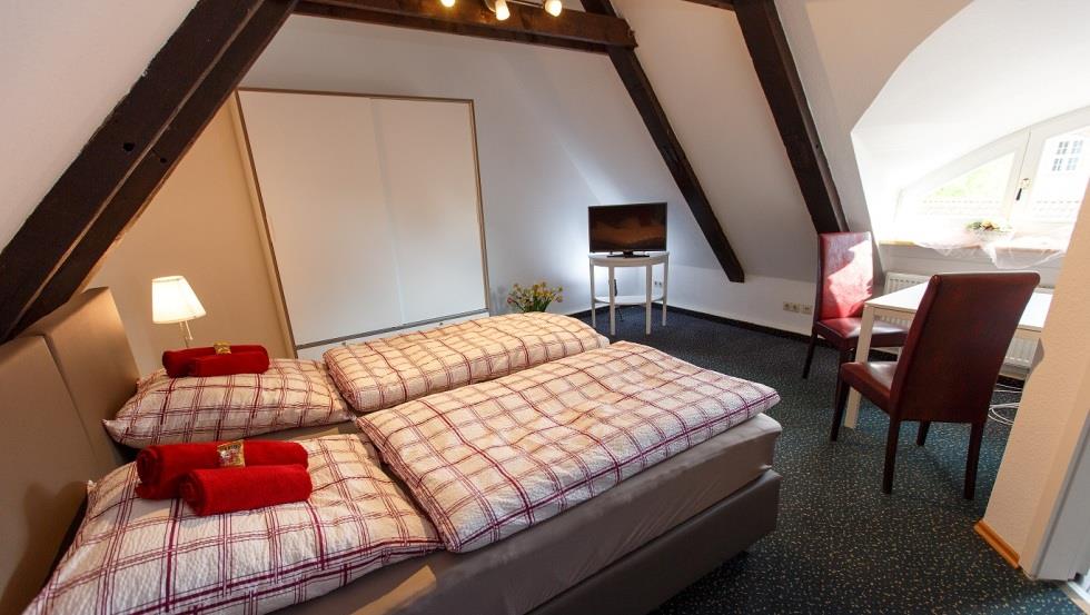 (c) Pension Altes Burghotel