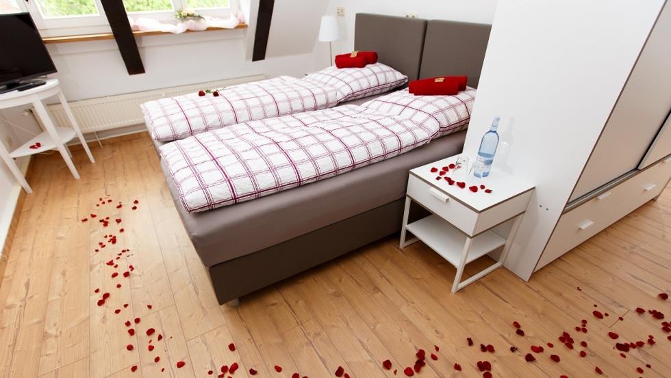 (c) Pension Altes Burghotel