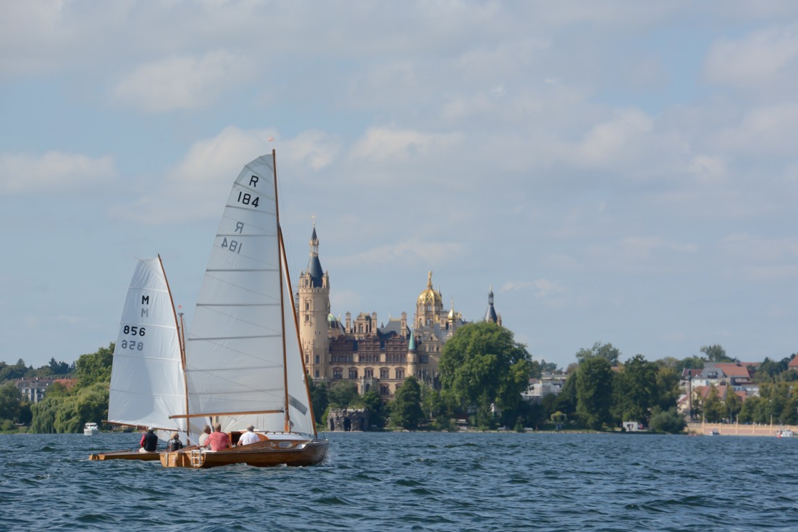 Boat approaching the city of Schwerin with the cathedral