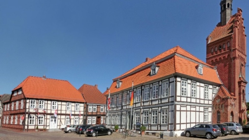 doemitzer-rathausplatz_joerg-reichel-2