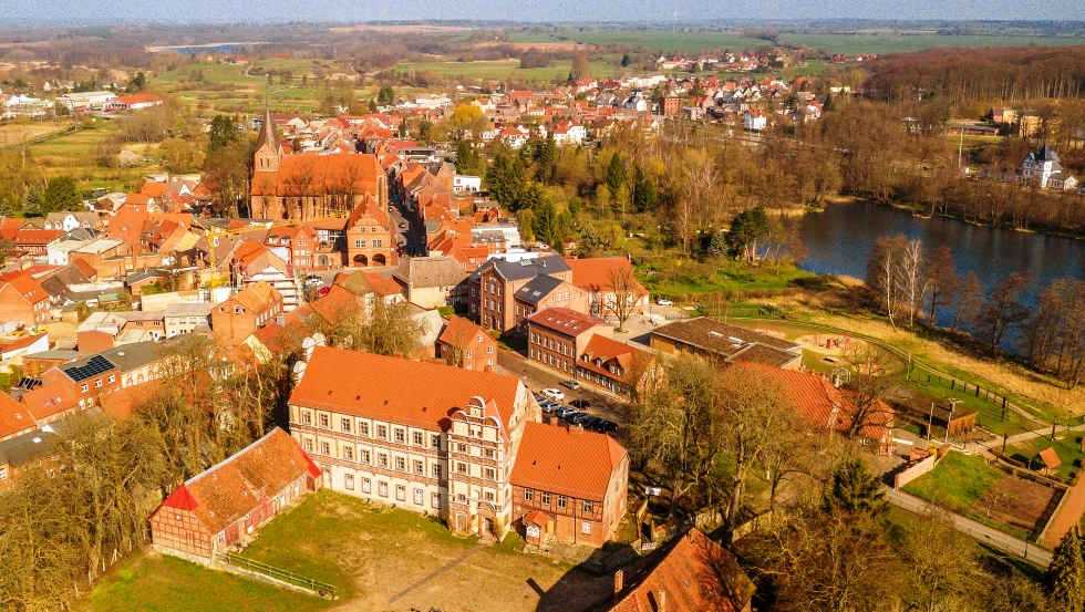 Luftbild Gadebusch mit Schloss und Rathaus - Tourismusverband Mecklenburg-Schwerin
