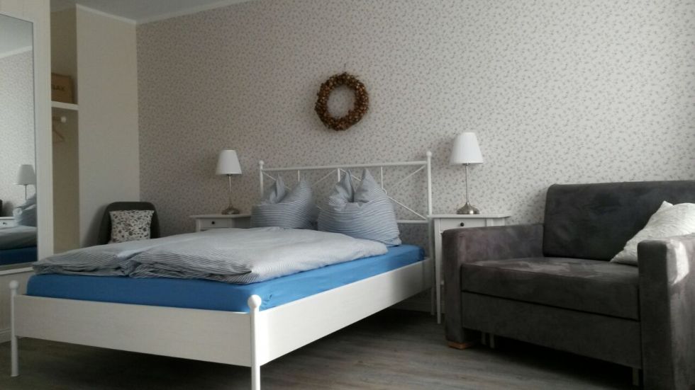 (c) Pension Bett am Kornfeld