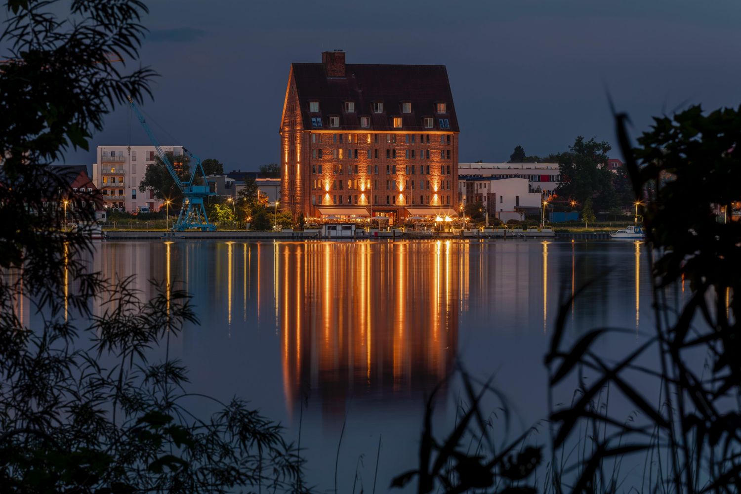 Hotel Speicher am Ziegelsee - Außenansicht Abendstimmung