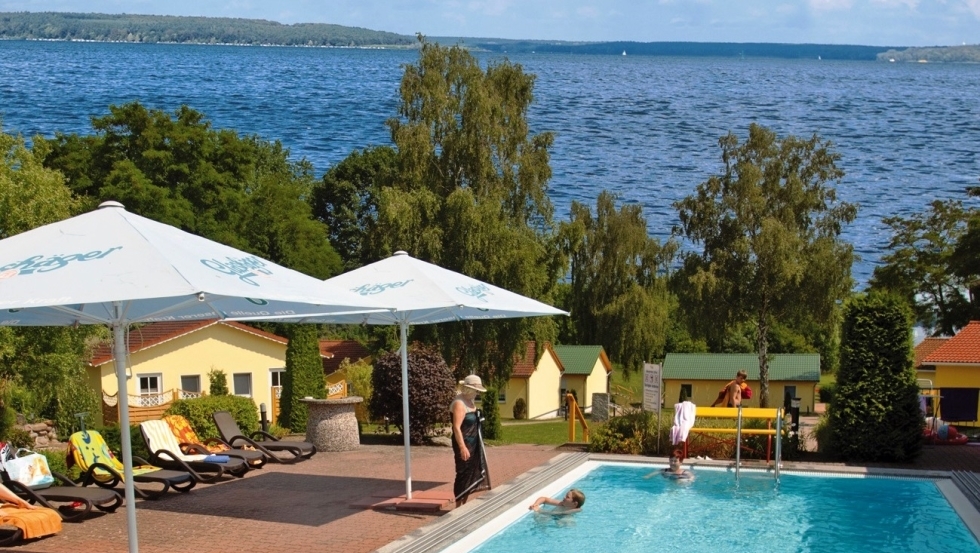 Ferienanlage ZumSee in Plau am See mit Pool (c) Ferienanlage Zum See