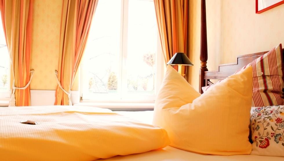 (c) Hotel Niederländischer Hof