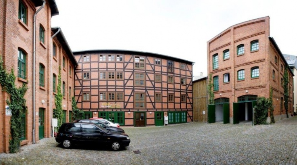 (c) GOETHE Hotelbetriebsgesellschaft mbH
