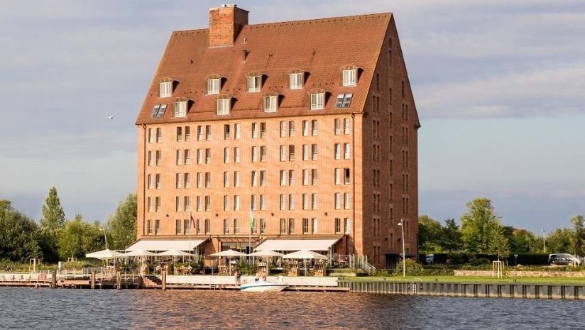 Außenansicht vom Schweriner Ziegelsee