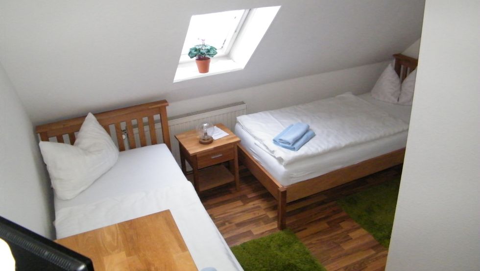 (c) Hotel und Gaststätte Zur Schleuse