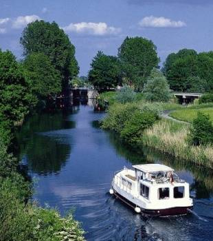 Auf der Müritz-Elde-Wasserstraße Schleuse Barkow