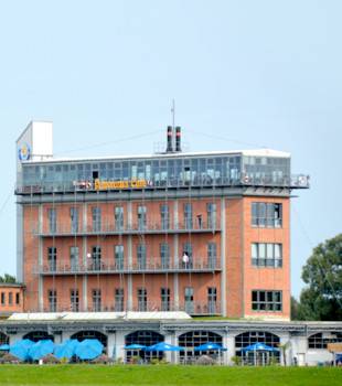 Ausflugsziel mit Elbblick - Das Panoramacafe am Dömitzer Hafen