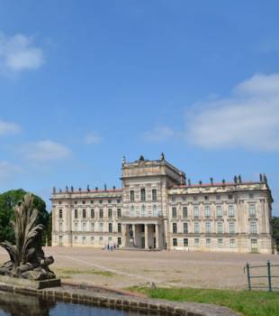310x350luluschloss